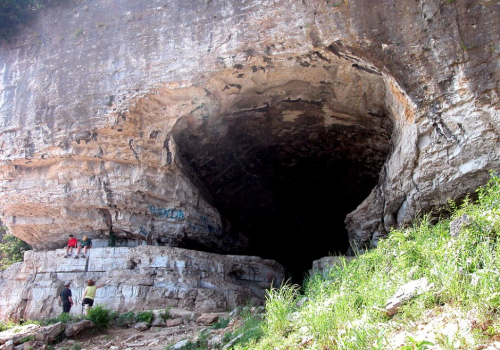 Cave in Rock State Park